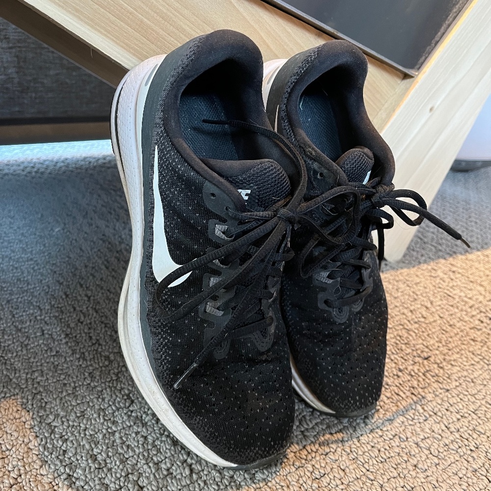 Nike Zoom women's size 10
